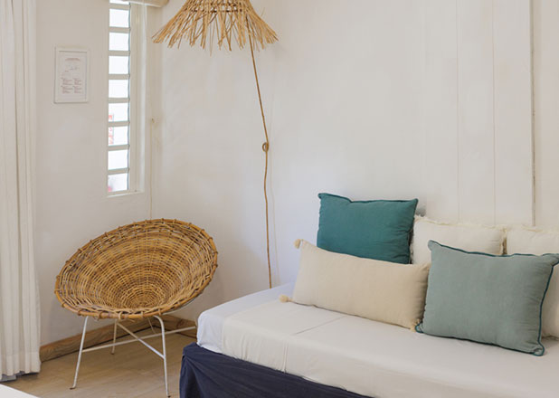 Coin-de-Mire-Attitude-Superior-Room-02-618x440