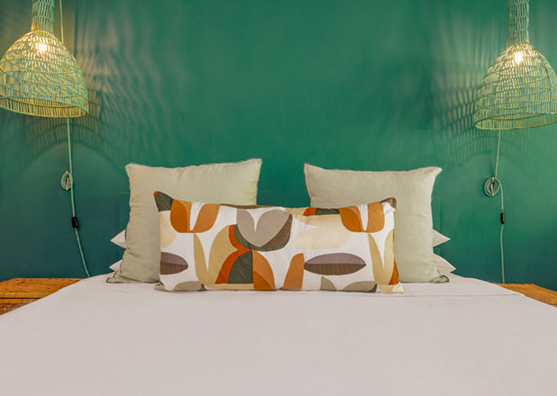 Coin-de-Mire-Attitude-Deluxe-Room-02-618x440