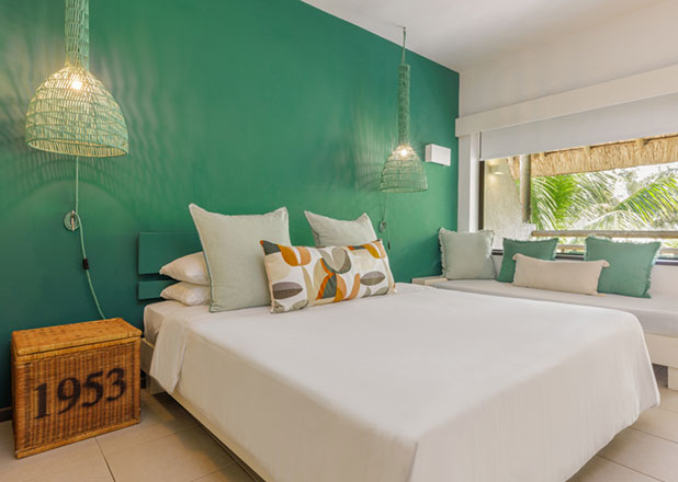 Coin-de-Mire-Attitude-Deluxe-Room-618x440