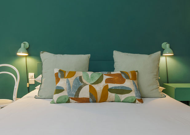 Coin-de-Mire-Attitude-Deluxe Family-Room-02-618x440